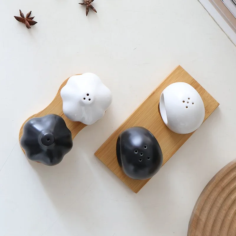 Japanese Simple Black White Ce - Herb Keeper Bottle avaliação e preço